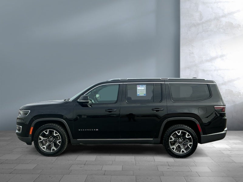2022 Jeep Wagoneer — detail view