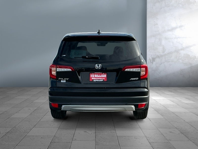 2022 Honda Pilot — detail view