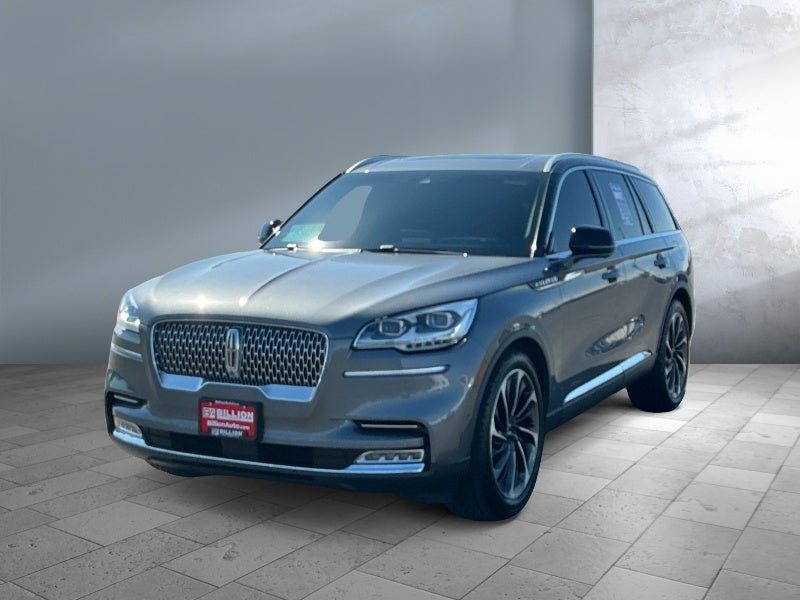 2022 Lincoln Aviator Reserve in Asher Gray Metallic Clearcoat — front three-quarter view