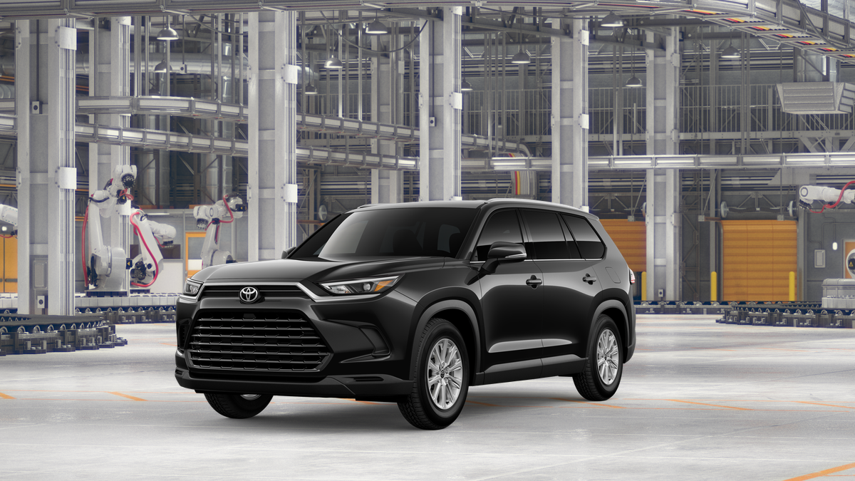 2026 Toyota Grand Highlander Hybrid XLE in Midnight Black Metallic — front three-quarter view