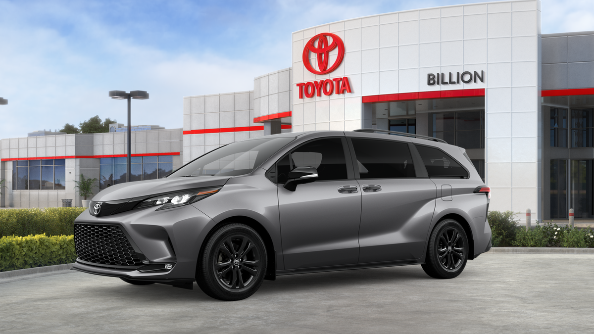 2026 Toyota Sienna — side profile view