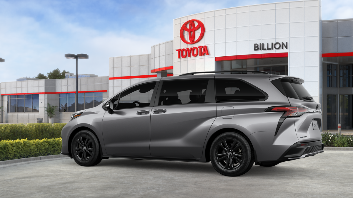 2026 Toyota Sienna — detail view